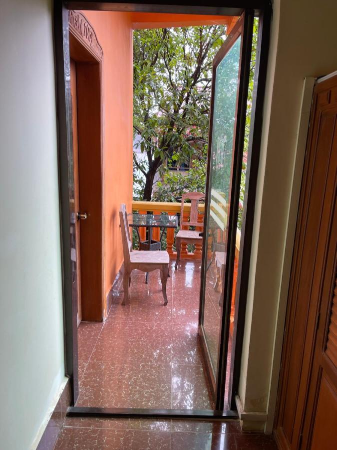 Apsara Guest House Kampot City Bagian luar foto
